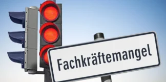 Die Zahlen sprechen eine deutliche Sprache: Der Fachkräftemangel kostet die Wirtschaft jährlich 49 Milliarden Euro an Produktionskapazitäten.