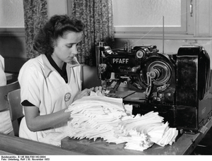 Ein Bild aus alten Tagen: Pfaff war einst Weltmarktführer für Nähmaschinen. Bild: Bundesarchiv B145 Bild-Foo1162-0004, Rolf Underberg, 30.11.1953
